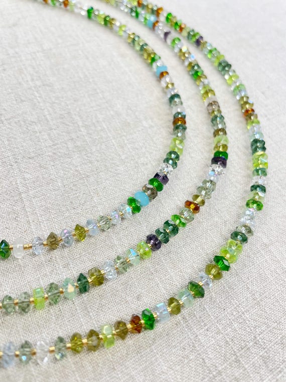 Elowen// Glass Fairy Core Beaded Delicate Necklace (EPJ-NSD22)