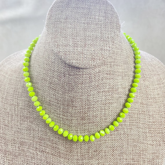 Barb// Green Neon Crystal Beaded Handknotted Necklace (EPJ-NSBA10-GR)