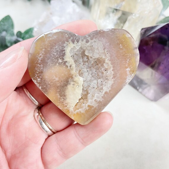 Brown Agate Druzy Geode Heart Carving (EPJ-HDAA10-14)