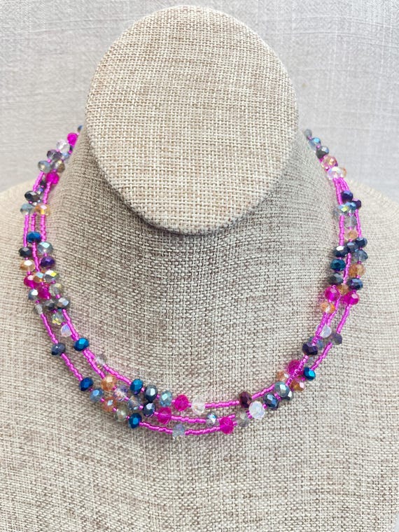 AERIS// Pink Iridescent Crystal Beaded Delicate Necklace (EPJ-NSD10)