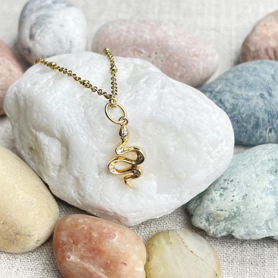 Serpent’s Embrace/// Small Gold Snake Charm Necklace (EPJ-N1AA55)