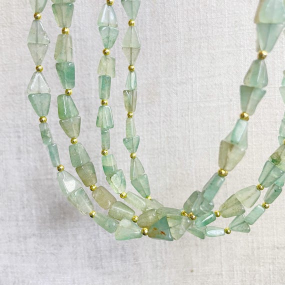 Green Aventurine Triangle Beaded Necklace (EPJ-NSC12-AV)