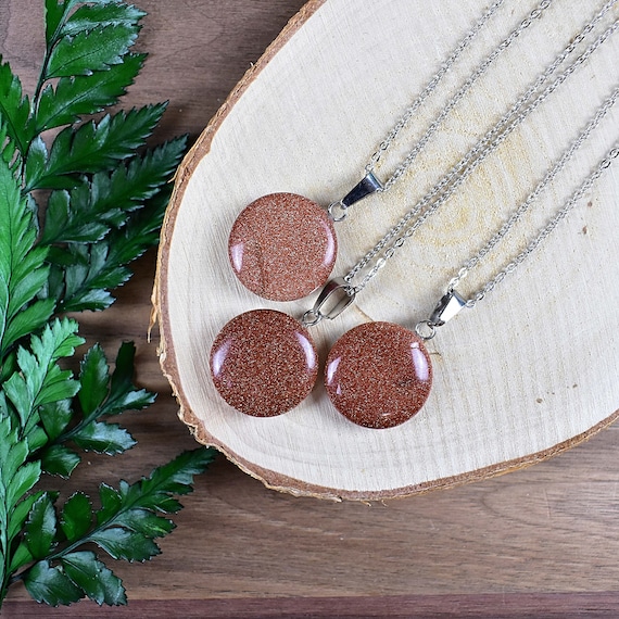 Red Goldstone 20mm Round Necklace, Silver Gemstone Necklace, Layering Statement Necklace (EPJ-NW20ADA24)