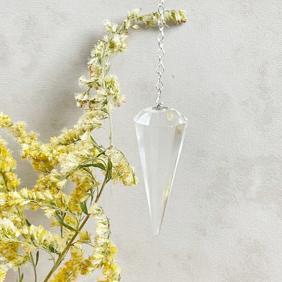 Clear Quartz Crystal Pendulum (EPJ-PA10-27)