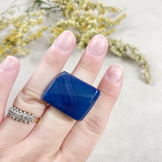 Blue Agate Cabochon Carved Stone Ring- Size 7.75 (EPJ-RC21AAA11-16)