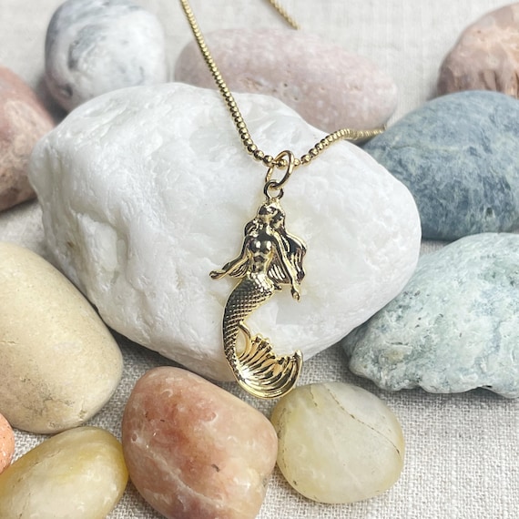 Celestial Siren/// Gold Mermaid Charm Necklace (EPJ-N1AA53)