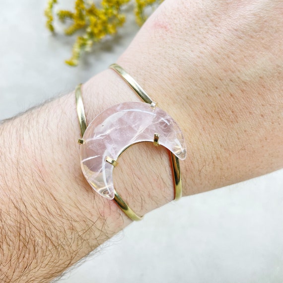 Gold Rose Quartz Moon Arc Cuff Bracelet (EPJ-BCCA18-RQ-5)