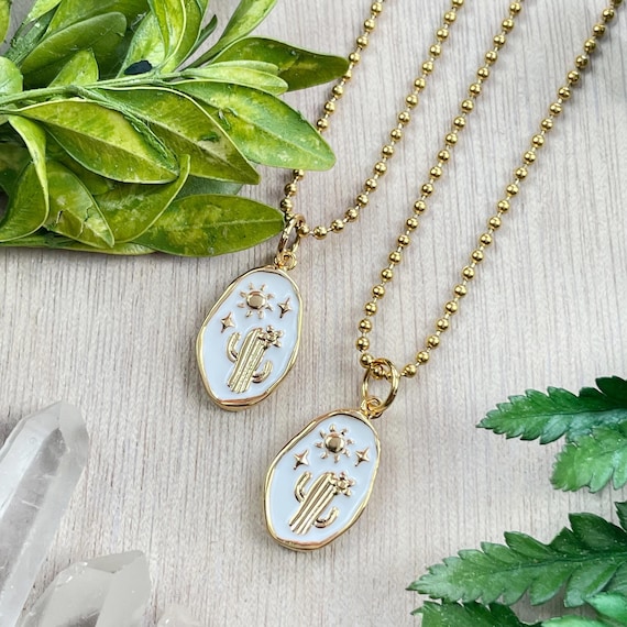 White Cactus Enamel Charm Necklace (EPJ-N1AA37)