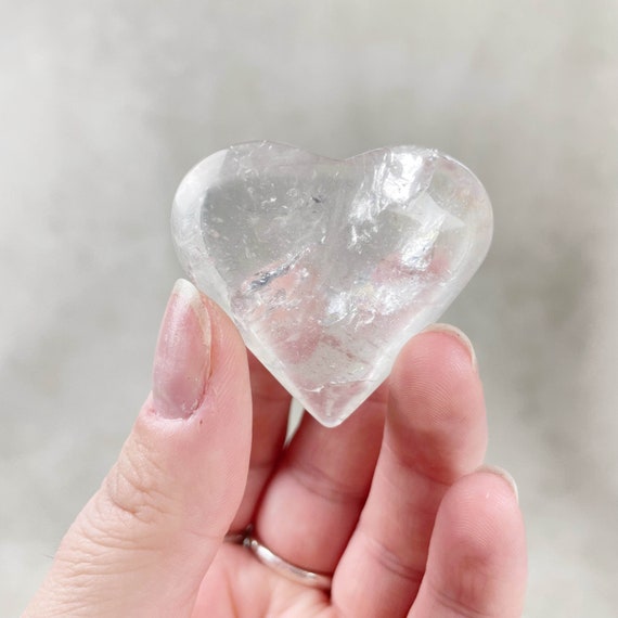 Clear Quartz Heart Carving (EPJ-HDHA19-16)