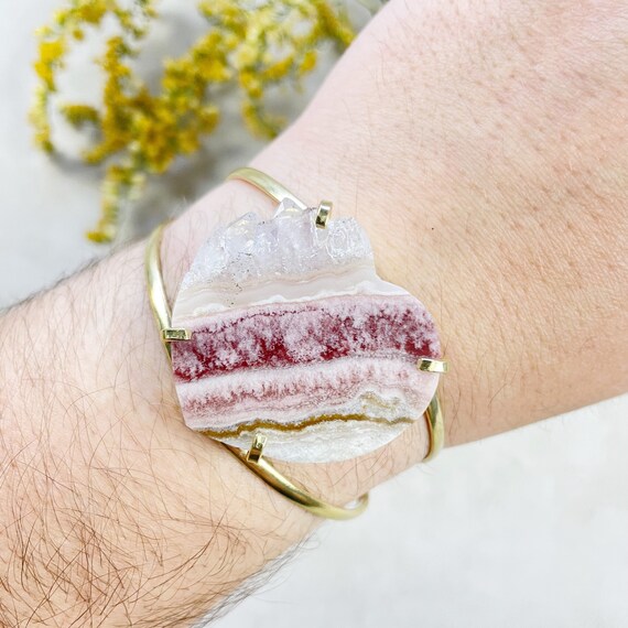 Gold Amethyst Agate Slice Heart Arc Cuff Bracelet (EPJ-BCCA26-7)