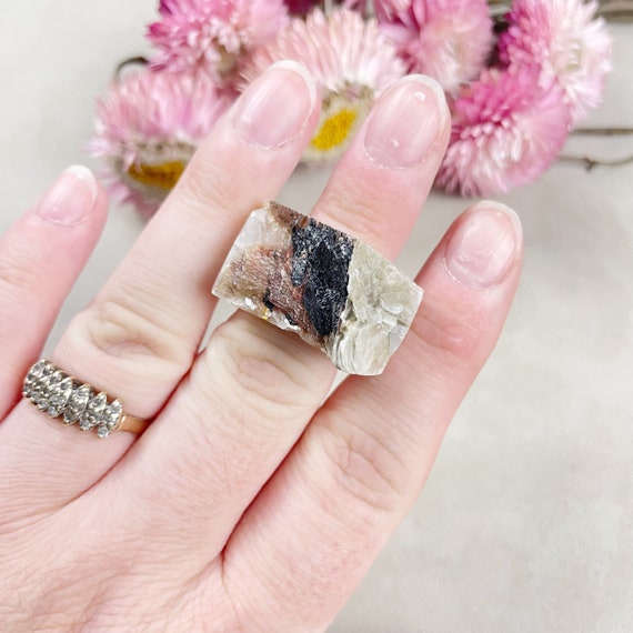 Tourmaline and Mica in Quartz Raw Carved Ring-Size 4.75 (EPJ-RCGA15-15)