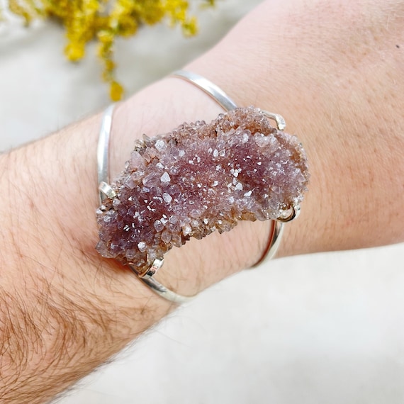 Silver Freeform Pink Amethyst Arc Cuff Bracelet (EPJ-BCCA19-6)