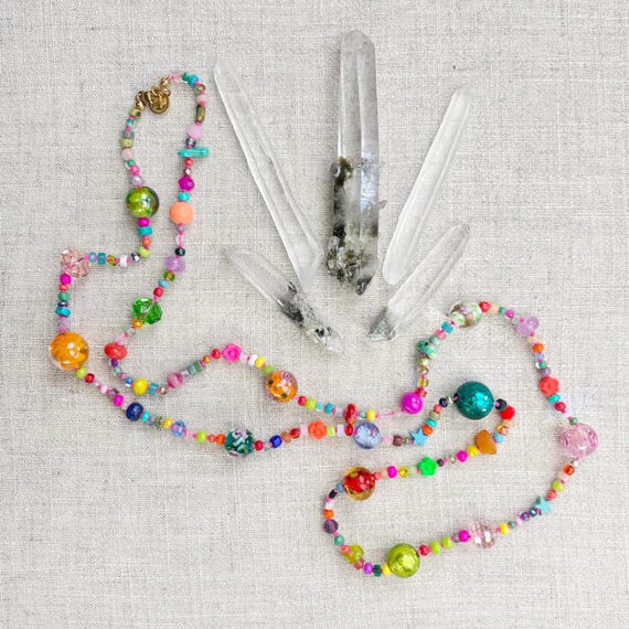Confetti/// Colorful Crystal Gemstone Hand Knotted Beaded Necklace (DEJ-BBCA10-3)