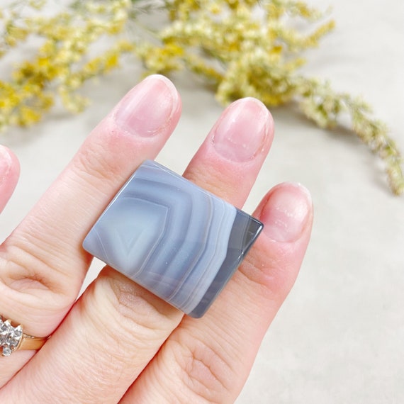 Grey Agate Cabochon Carved Stone Ring- Size 5 (EPJ-RC21AAA11-4)