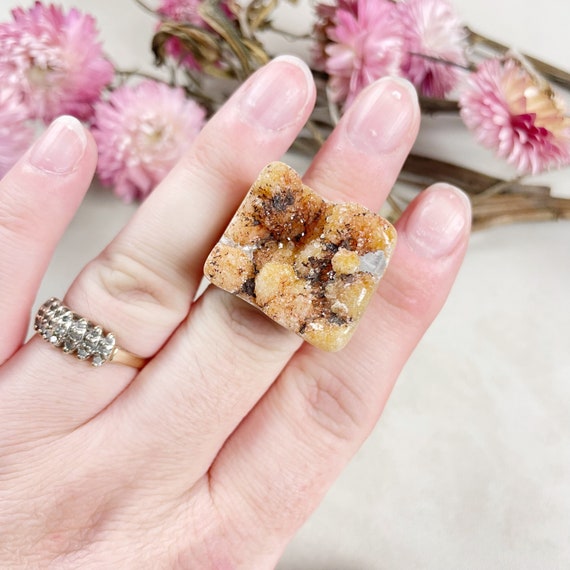 Pink Amethyst Cluster Druzy Carved Ring- Size 6 (EPJ-RCGA12-32)