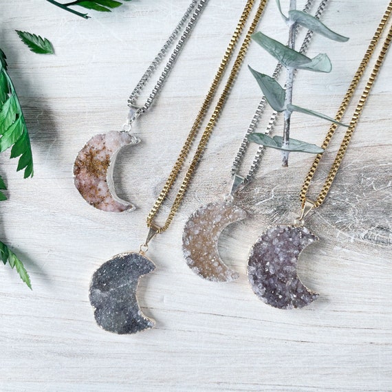Gold or Silver Druzy Crescent Moon Necklace (EPJ-NAAA32)
