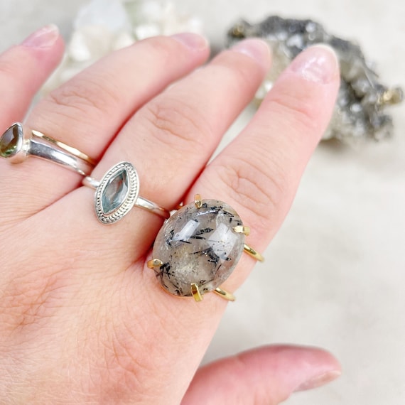 Gold Tourmalated Quartz Wire Statement Ring (EPJ-ROAA12-11)