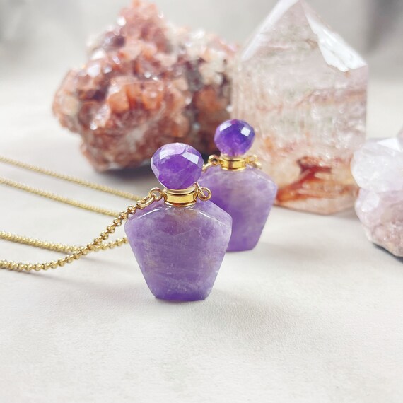 Gold Pentagon Amethyst Bottle Necklace (EPJ-NAAH22)