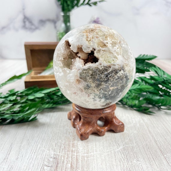 Pale White Pink Amethyst Orb Sphere (EPJ-HD20AAA10-25)