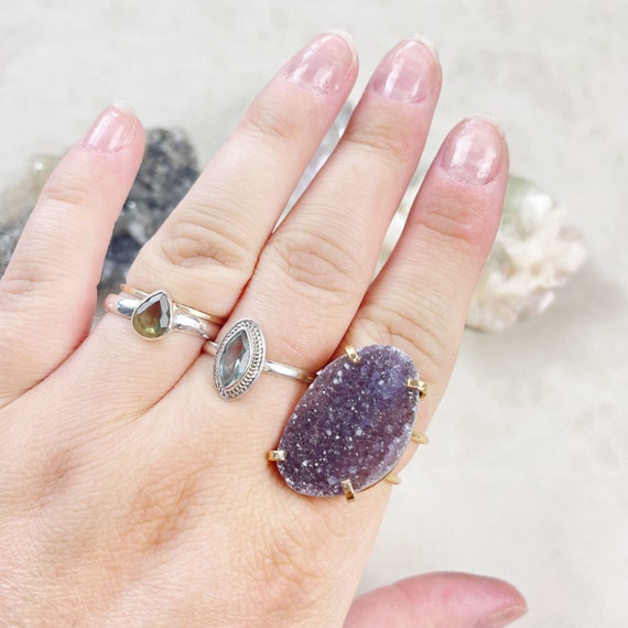 Gold Druzy Statement Wire Ring (EPJ-ROAA14-4)