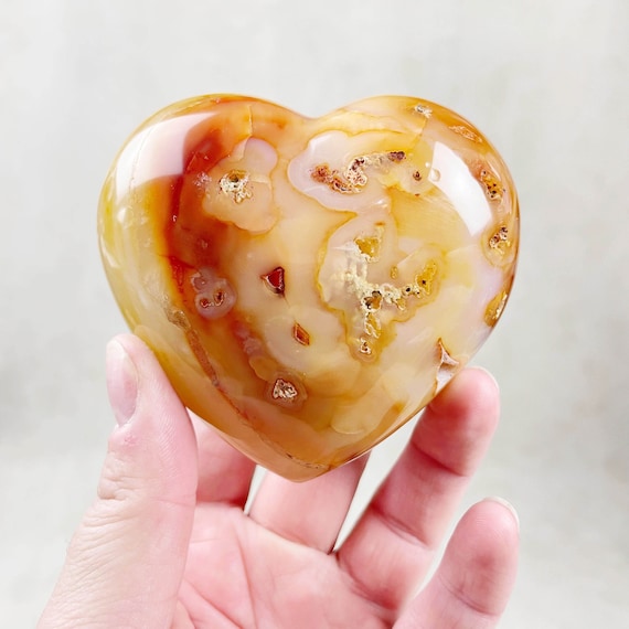 Carnelian Heart Carving (EPJ-HDHA24-3)