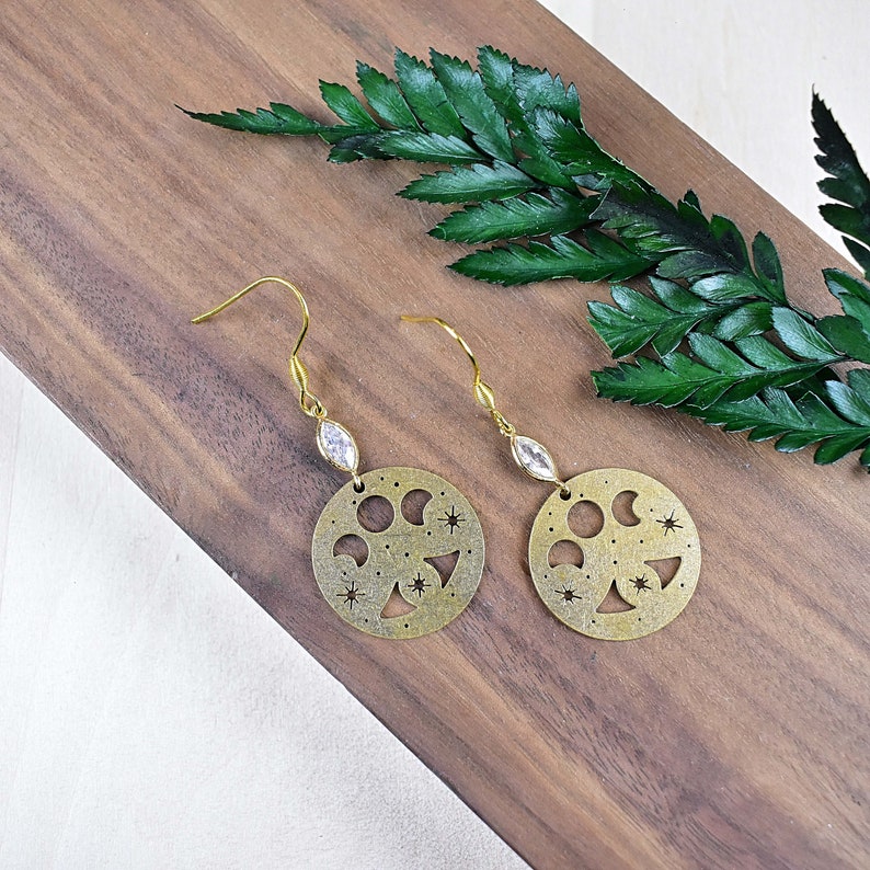 Gold Brass Moon Chandelier Earrings Fortuneteller Orb Celestial Dangle Earrings Brass Fortuna Drop Earrings EPJ-E21B18