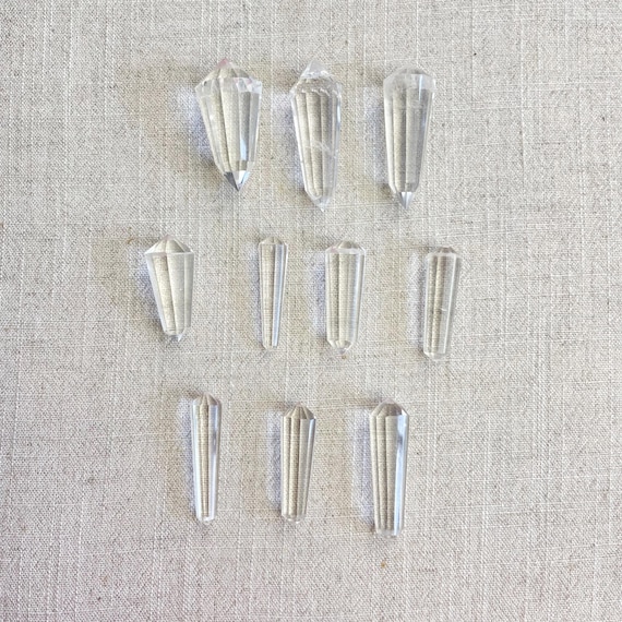 Mini Clear Quartz Vogel Carving (EPJ-HCAA53)