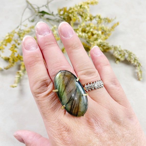 Raw Brass Labradorite Gemstone Crystal Ring (EPJ-RB10-13)