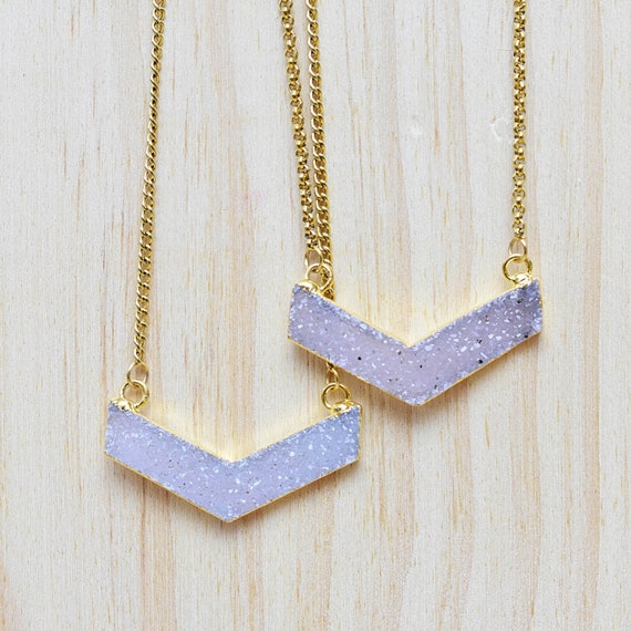 Chevron Druzy Necklace, Gold Gemstone Layering Pendant Necklace (EPJ-N19SAF12)