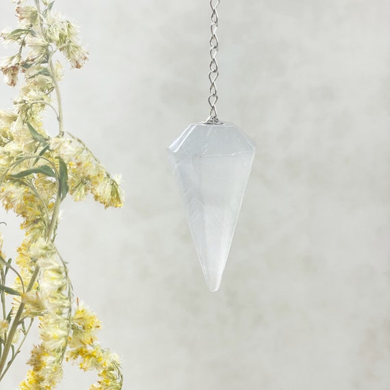 Grey Agate Crystal Pendulum (EPJ-PA10-1)