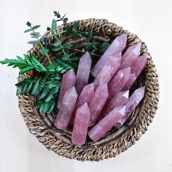 Strawberry Quartz Point, Gemstone Point, Home Decor, Obelisk Stone (EPJ-HD20DAA10)