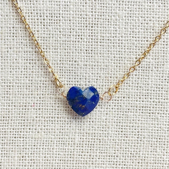 Lapis Lazuli Faceted Heart Delicate Necklace (EPJ-NAAE37-LL)