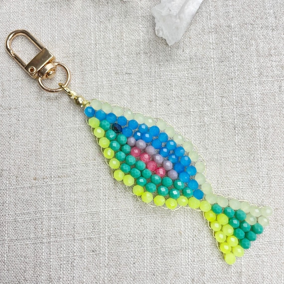 Splashie// Lime Glass Beaded Fish Charm Keychain (EPJ-KCA11-LM)