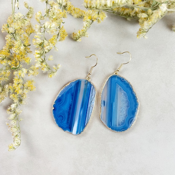 Gold Blue Agate Slice Dangle Earrings (EPJ-EL20AAA10-23)