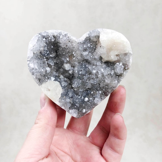 Grey Agate Druzy Geode with Calcite Heart Carving (EPJ-HDAA10-57)