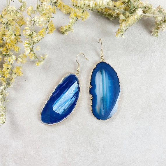 Gold Blue Agate Slice Dangle Earrings (EPJ-EL20AAA10-29)