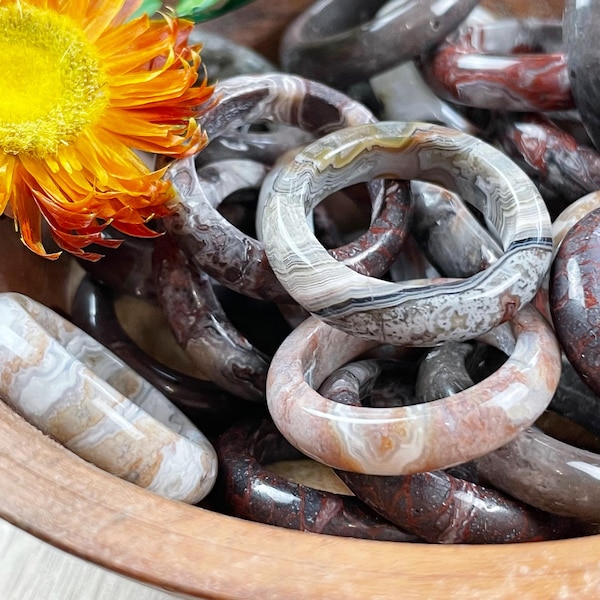 Mexicaanse Crazy Lace Agate 6mm Band Ring- BREEKBAAR- Lees beschrijving-Vreugde, Energie, Aarding (EPJ-RCBR28)