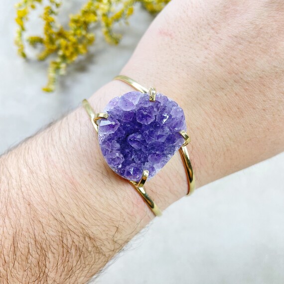 Gold Amethyst Druzy Arc Cuff Bracelet (EPJ-BCCA17-15)