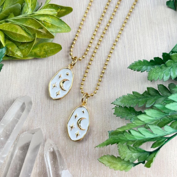 White Celestial Moon Enamel Charm Necklace (EPJ-N1AA36)