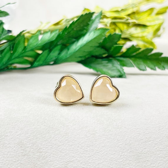 Rose Quartz Heart Bezel Stud Earrings (EPJ-E3BAA16-RQ)
