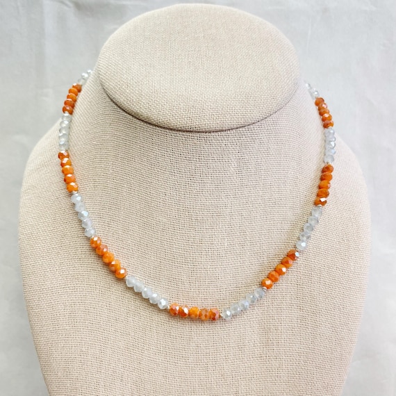 Lola// Sugar Iridescent Beaded Delicate Necklace (EPJ-NSB56-SG)