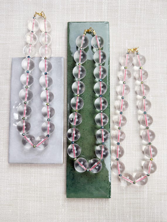 Bibi// Vintage Chunky Clear Acrylic Beaded Necklace (EPJ-NSE36)