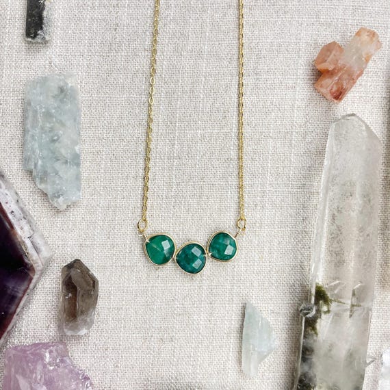 Emerald Triple Bead Delicate Necklace (EPJ-NAAE56-EM)