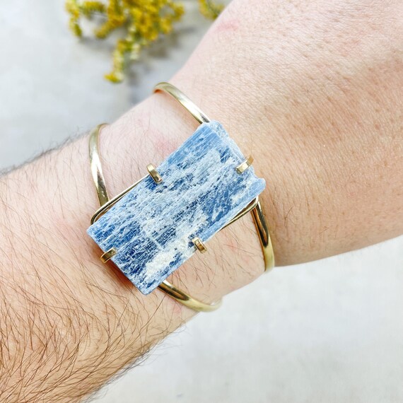 Gold Blue Kyanite Arc Cuff Bracelet (EPJ-BCCA27-6)