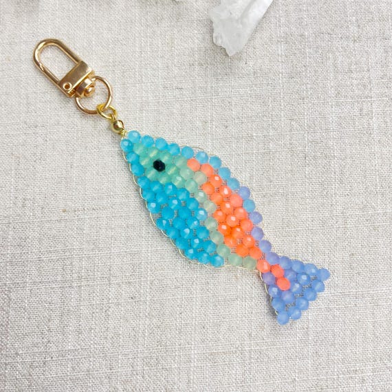 Splashie// Tropical Glass Beaded Fish Charm Keychain (EPJ-KCA11-TR)