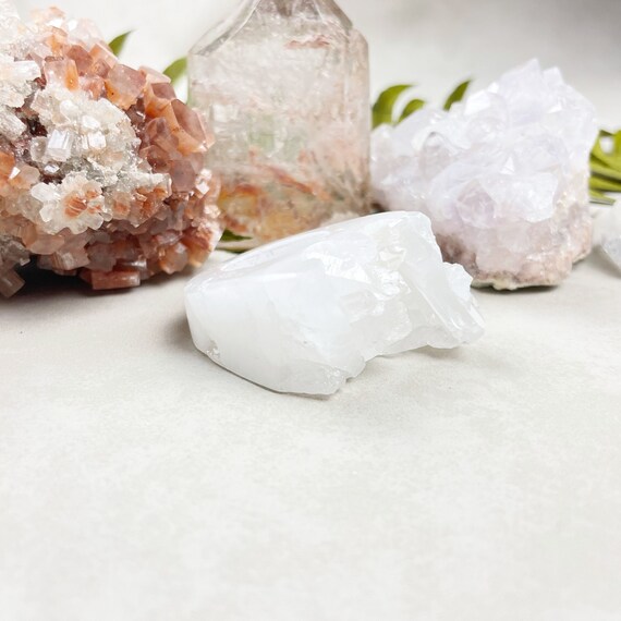 Clear Crystal Quartz Cluster Carved Ring- Size 7 (EPJ-RCGA13-10)