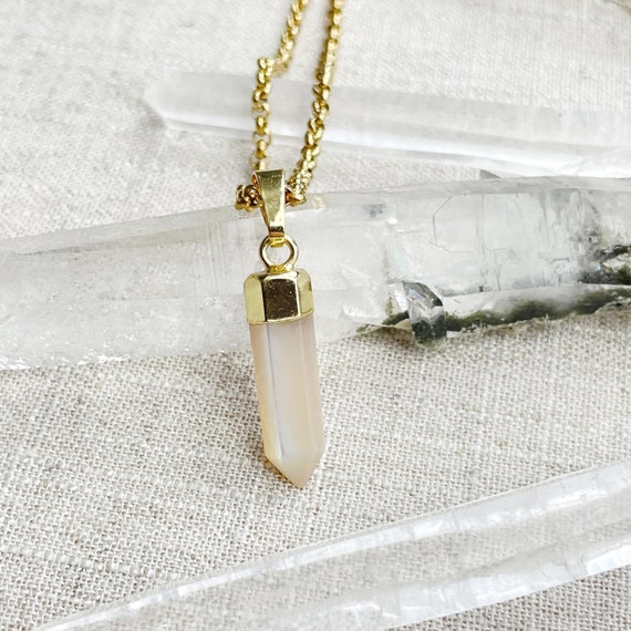 Gold Mother of Pearl Point Necklace (EPJ-NAAE42)