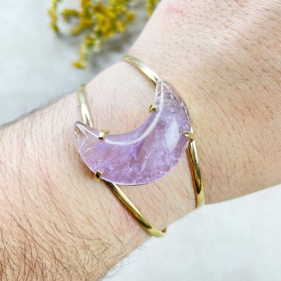 Gold Amethyst Moon Arc Cuff Bracelet (EPJ-BCCA18-AM-5)