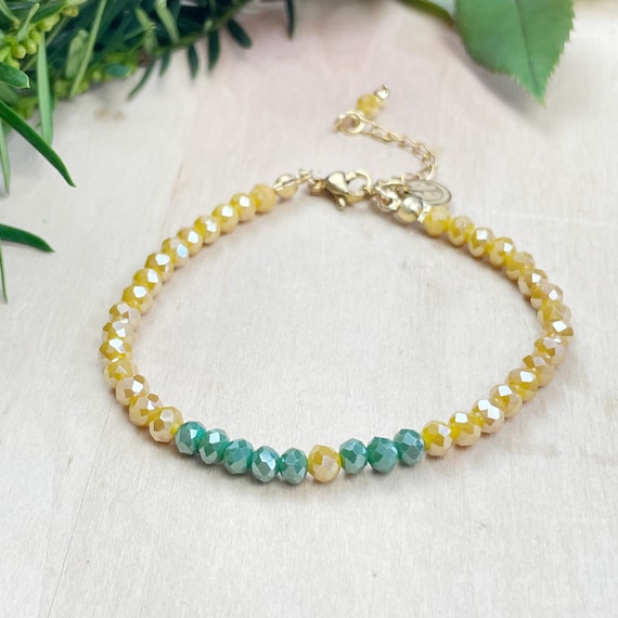 Autumn Mia// Maple Crystal Beaded Delicate Bracelet (EPJ-BSBA11-MP)