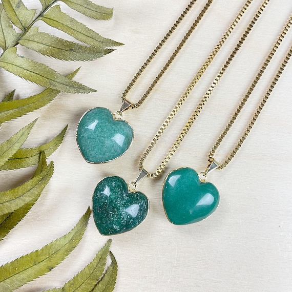 Gold Green Aventurine Heart Necklace (EPJ-N24A67)